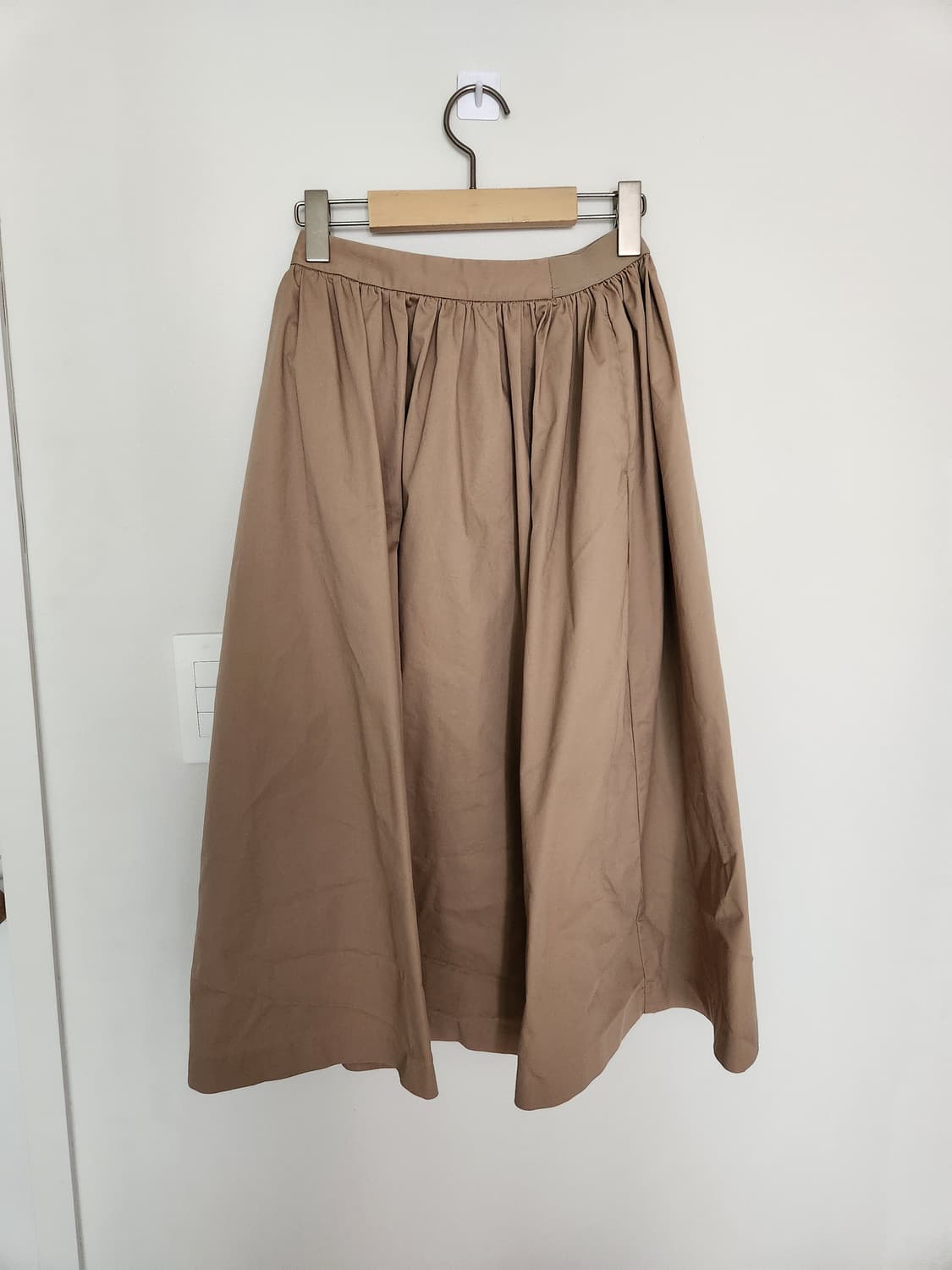 유니클로 볼륨 스커트 베이지 상품이미지2