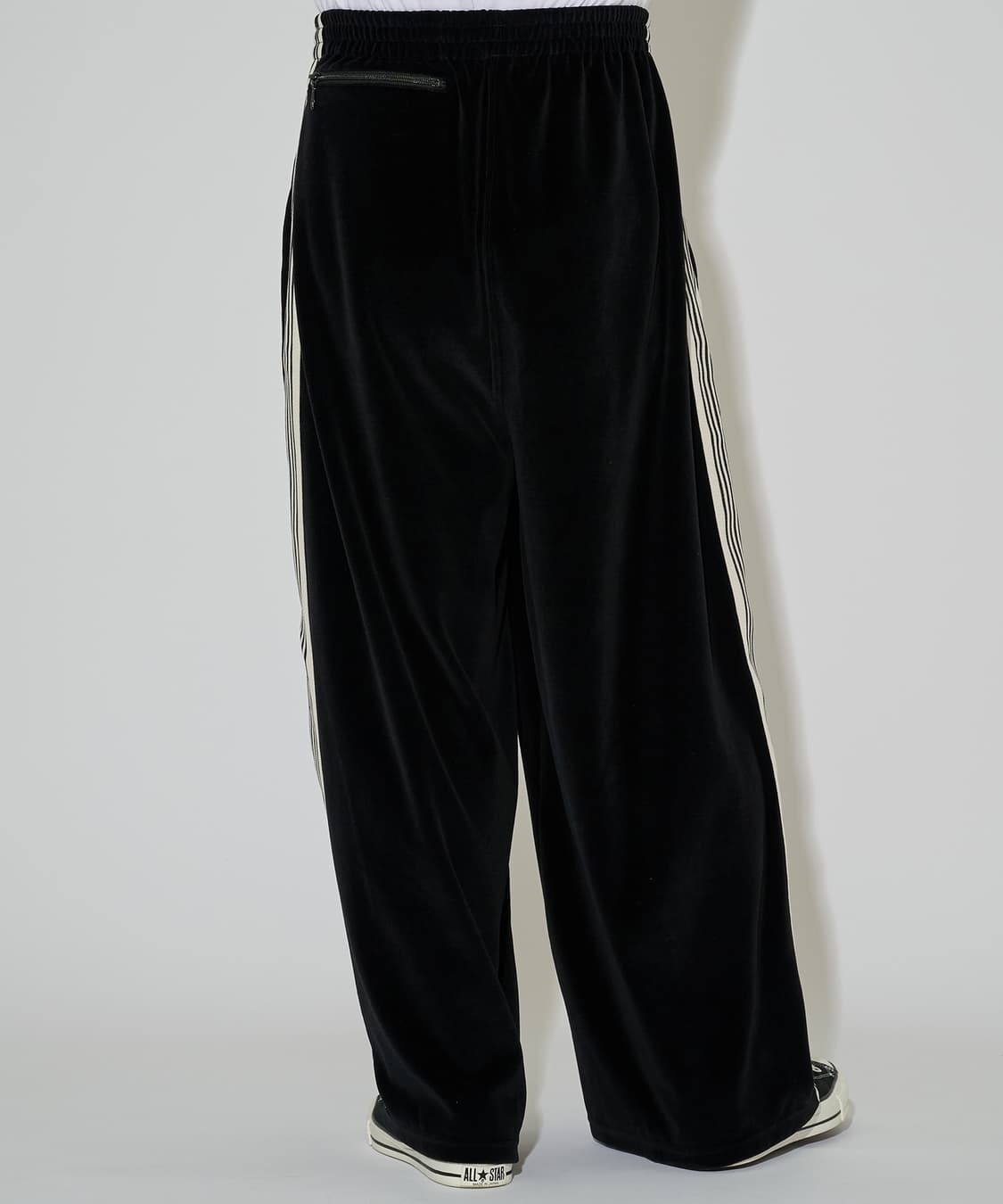 니들스 x 스튜디오스 H.D. 트랙 팬츠 C/PE 벨루어 블랙 상품이미지5