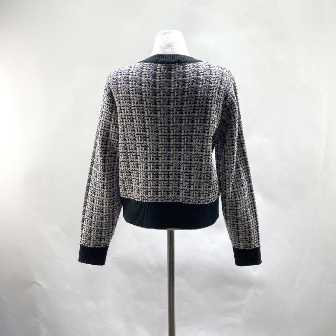 부루앤쥬디 여성니트가디건 55-66  상품이미지3