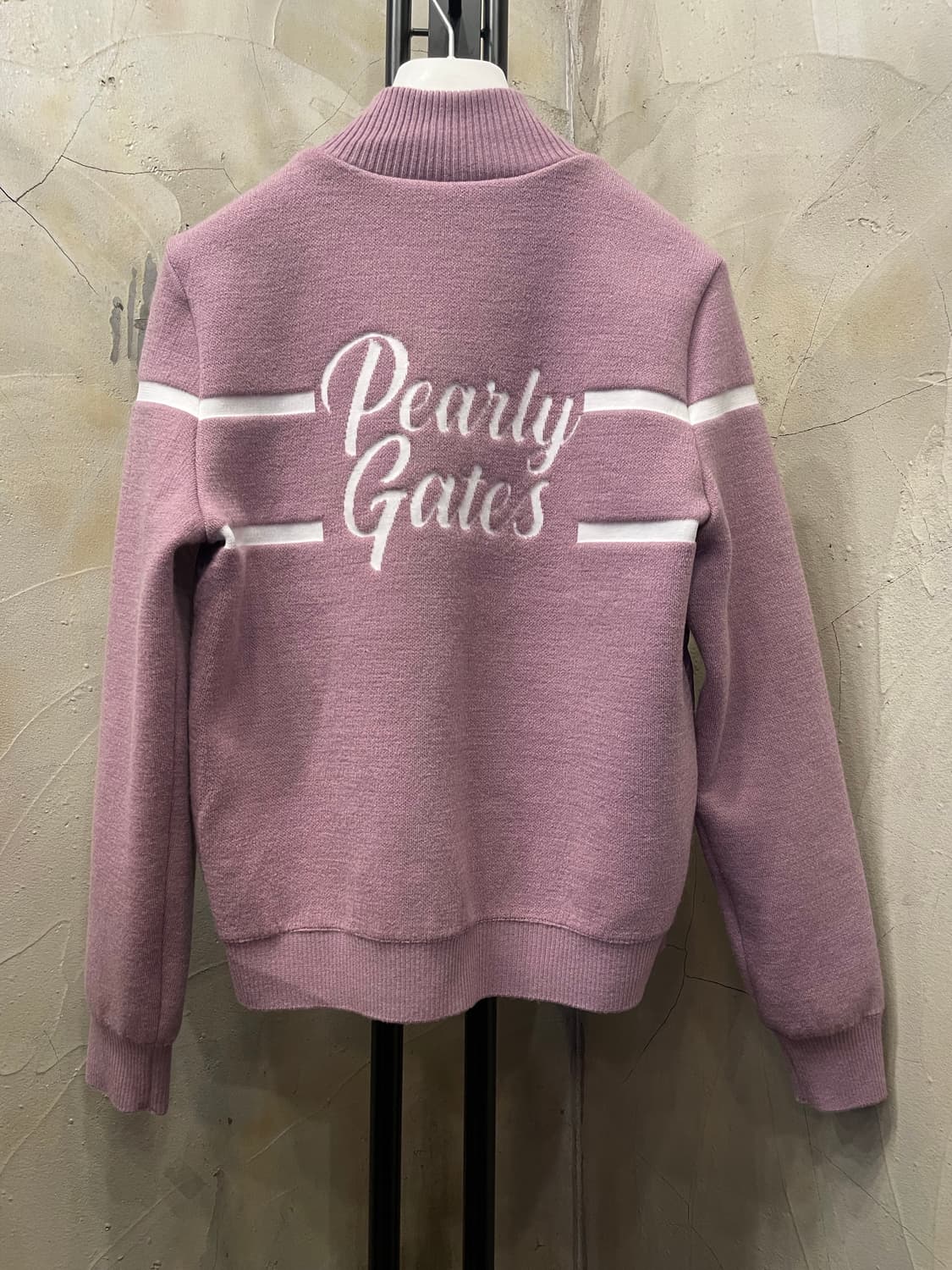 25년 6월산 파리게이츠 방풍 구스다운 골프 점퍼 1 상품이미지4