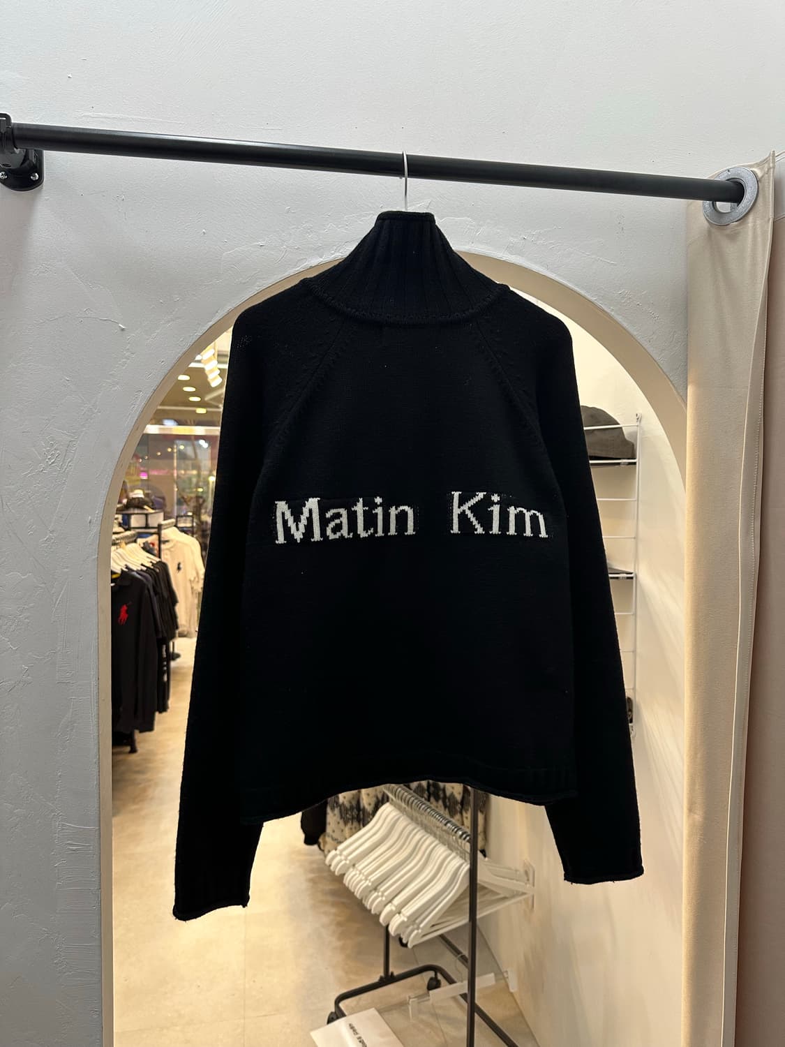 마뗑킴 빅로고 니트집업 상품이미지1