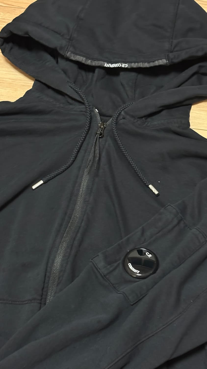cp컴퍼니 라이트플리스 후드집업 25 Fw 상품이미지2