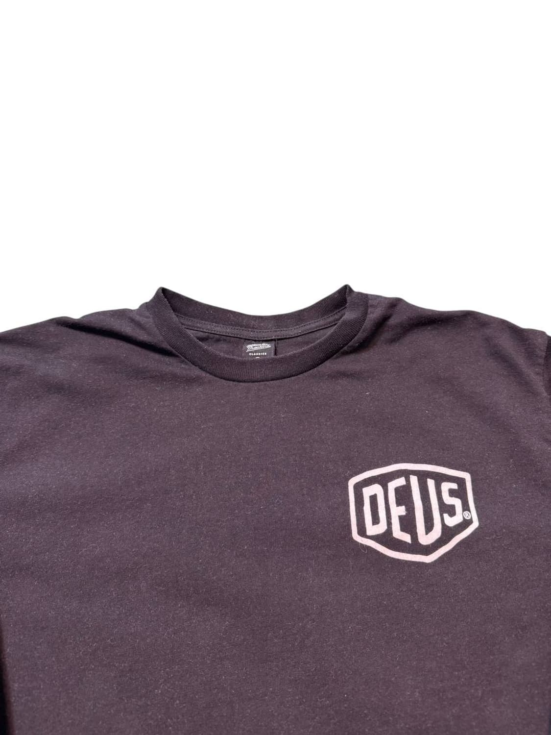 데우스 엑스 마키나 서울 컬리지 어드레스 롱슬리브 티셔츠 상품이미지3