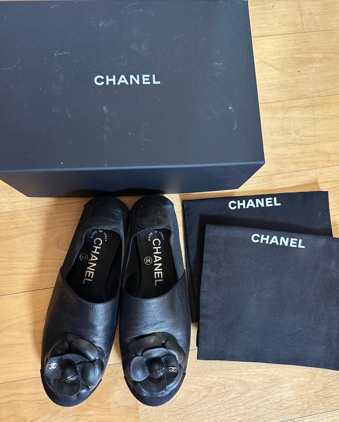 CHANEL 샤넬 까멜리아 발레리나 플랫 (37) 상품이미지1