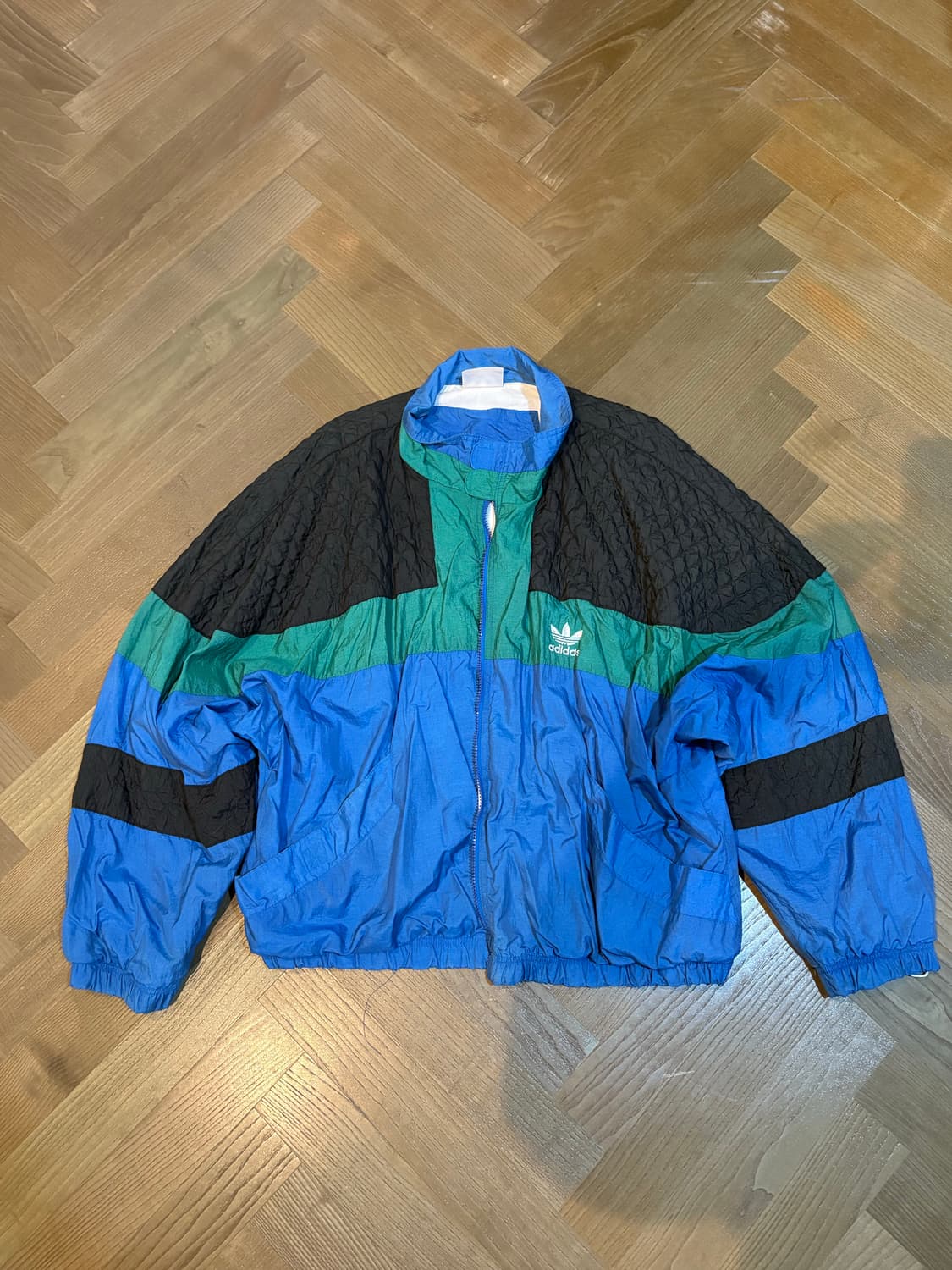 아디다스 빅로고 빈티지 바람막이 상품이미지1