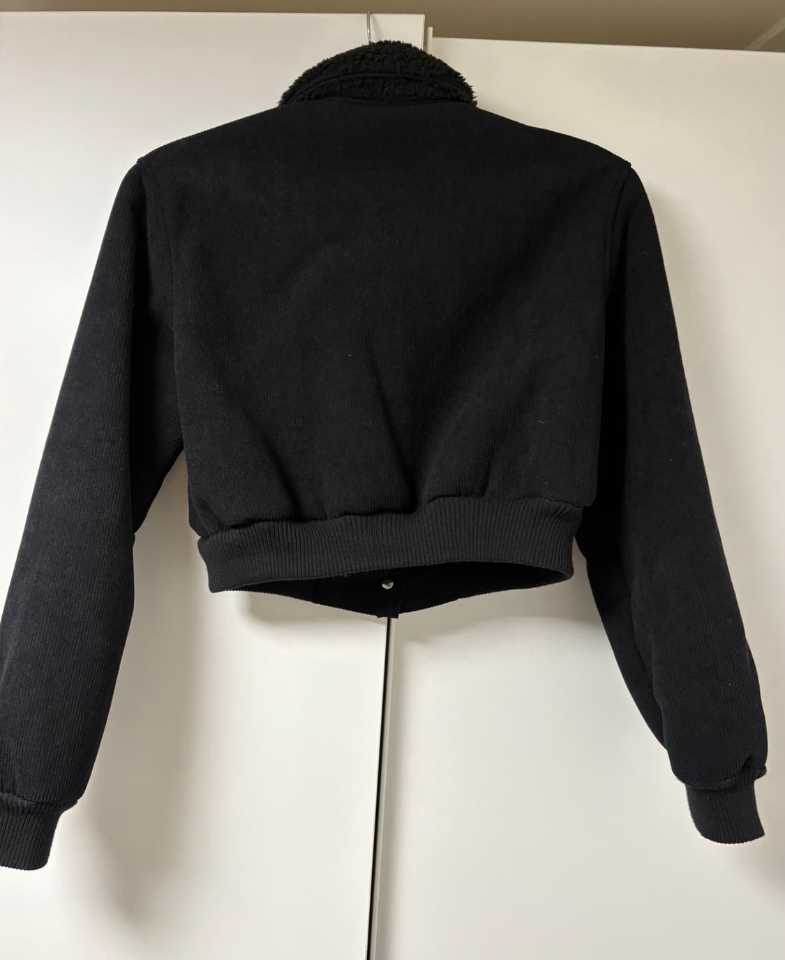 블랙 골덴 크롭 양털 자켓 상품이미지2