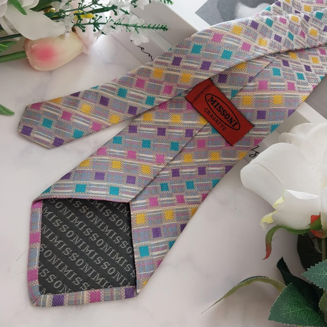 미쏘니 실크 멀티컬러 체크 패턴 넥타이 9.5cm A등급 K1113
 상품이미지5