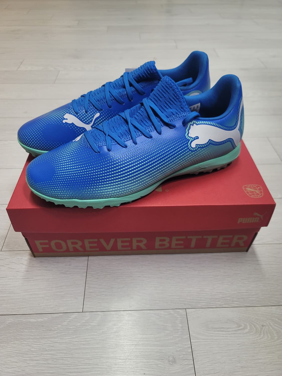 (280)푸마 풋살화 퓨처 7 플레이 TT[대전 직거래도 가능] 상품이미지4