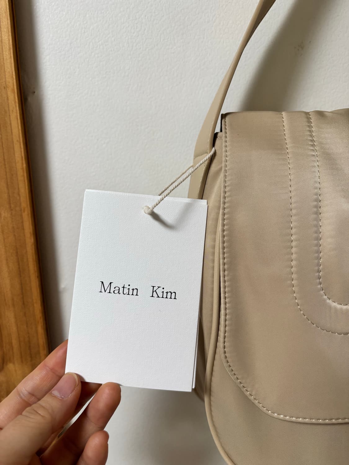 (새상품)마뗑킴 버클백 베이지 상품이미지3