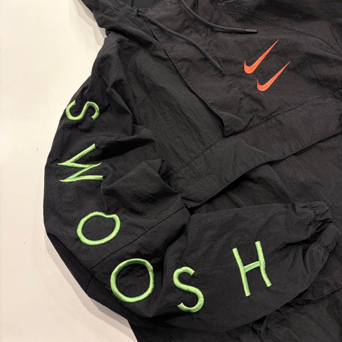 [L] 나이키 더블 스우시 블랙 반집업 후드 바람막이 B829 상품이미지3