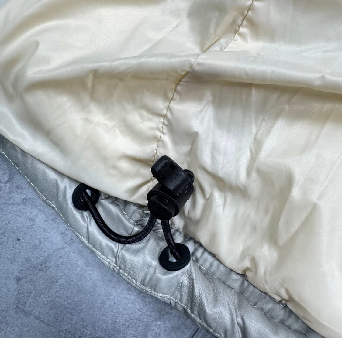 몽클레르 조끼 패딩 화이트 상품이미지8