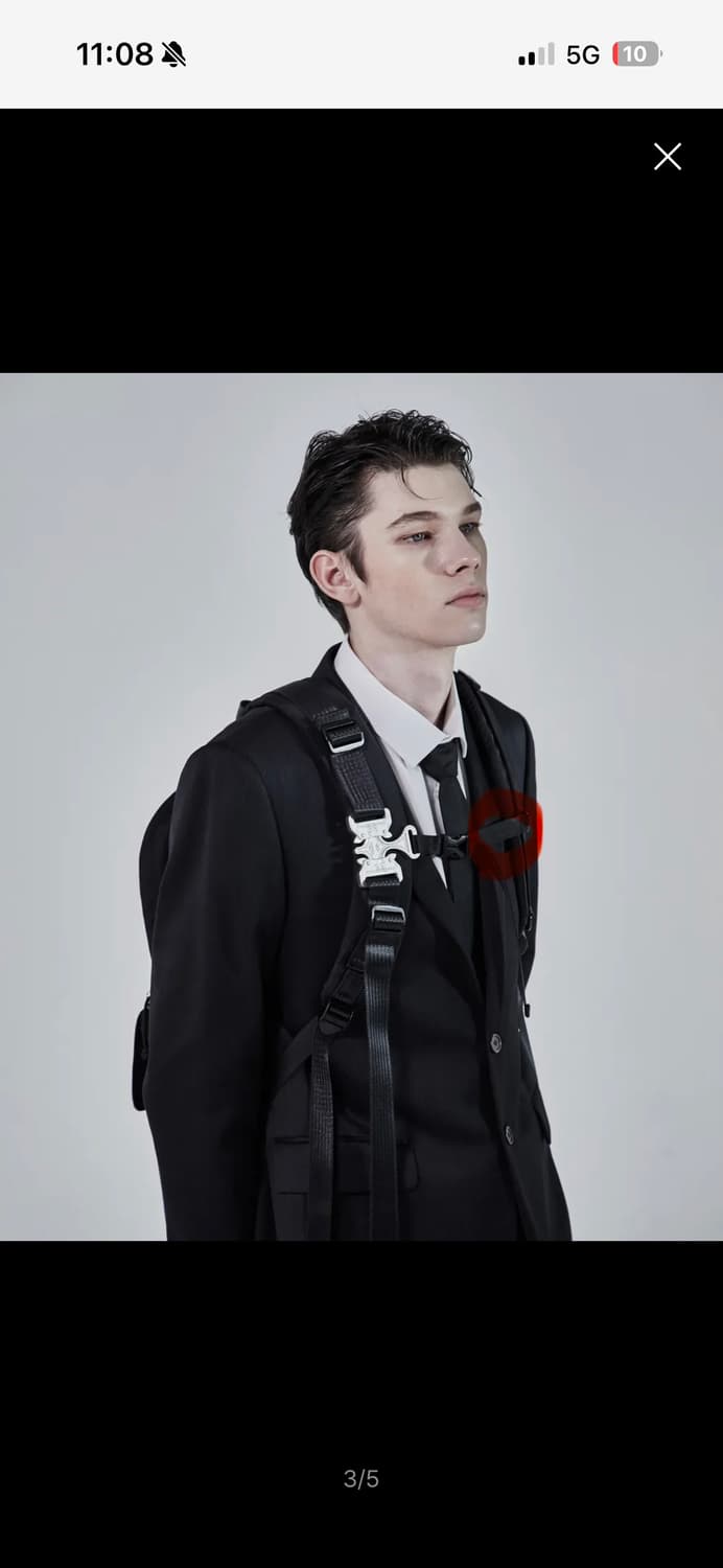 이우가마카라스 Crow Buckle 백팩 블랙 상품이미지1