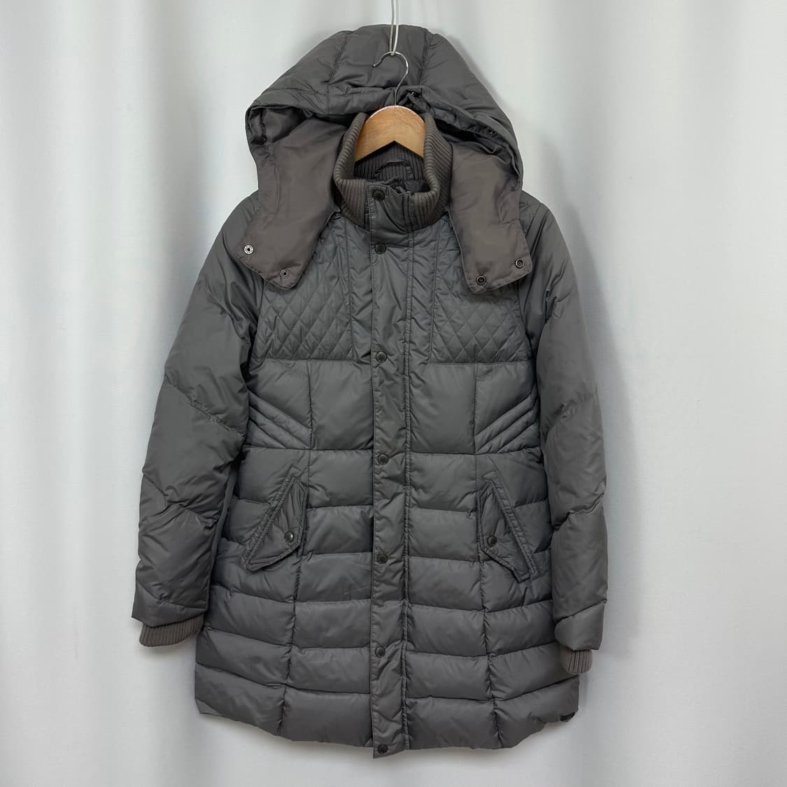   리바이스 여자 패딩 오리털 M 상품이미지1