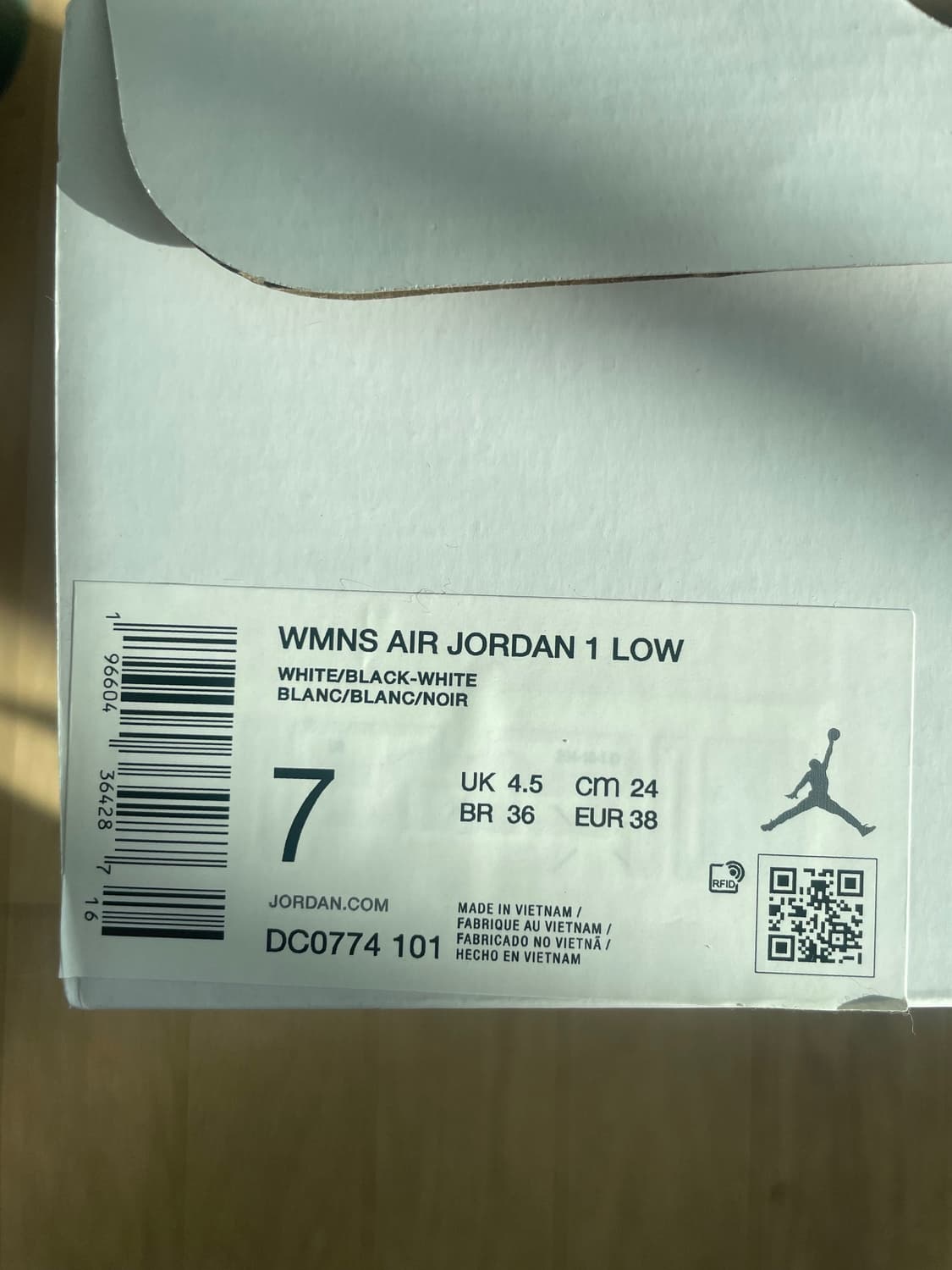 에어조던1 로우(여성 240사이즈) 상품이미지10
