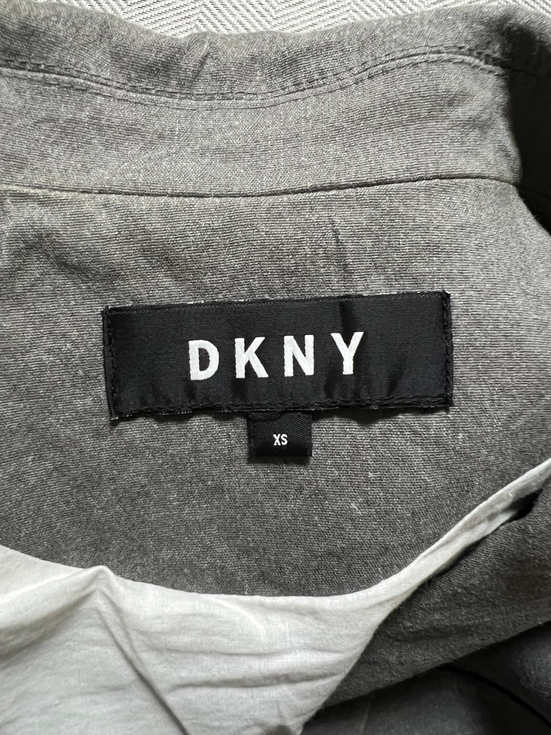 한섬 DKNY 다크 그레이 블레이저 자켓 상품이미지3