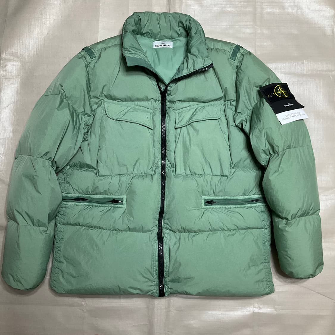 22FW 스톤아일랜드 크링클랩스 패딩 XL 상품이미지2