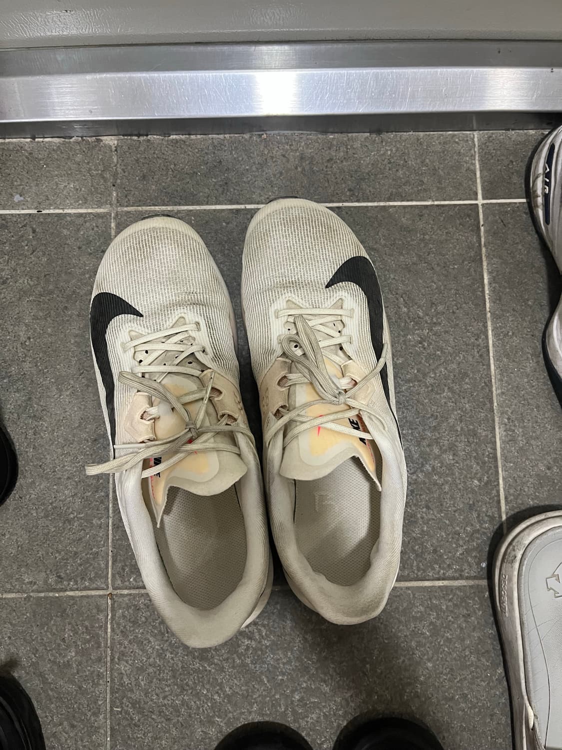 나이키 러닝화 280 상품이미지4