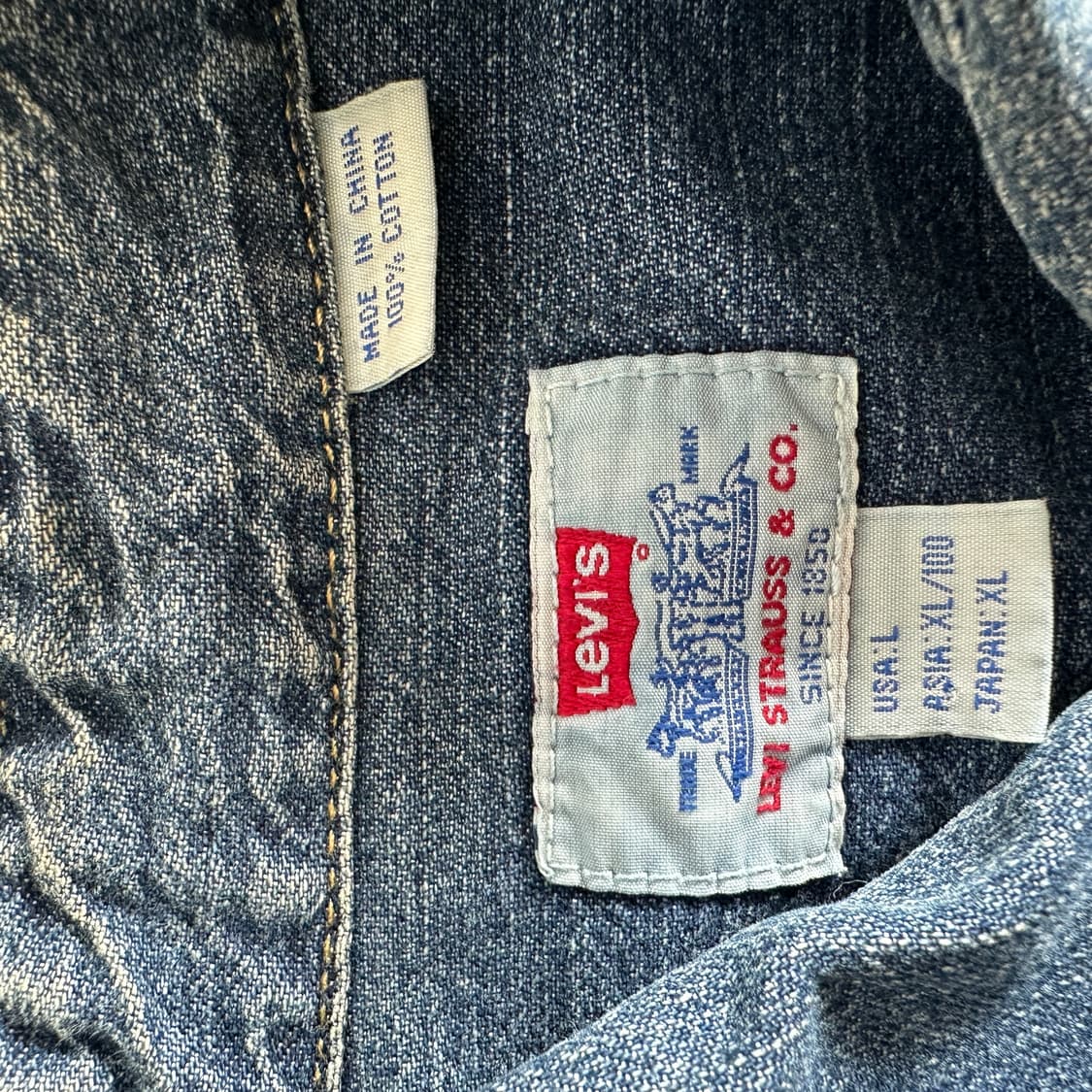 Levi's 리바이스 90‘s 데님 워시드 투포켓 셔츠 상품이미지5
