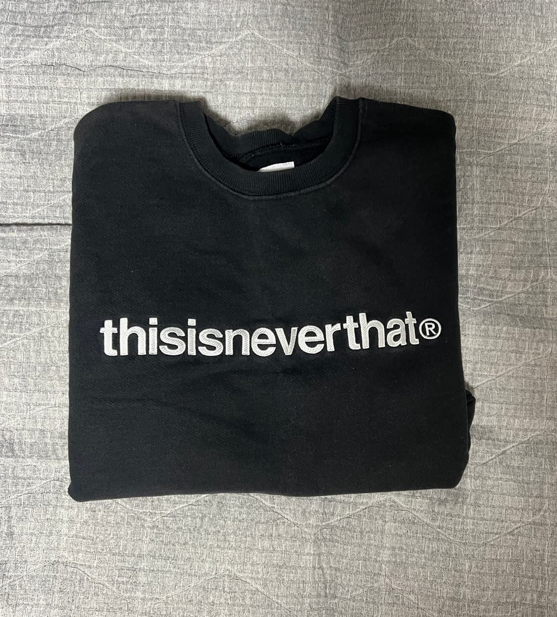 디스이즈네버댓 맨투맨 상품이미지1