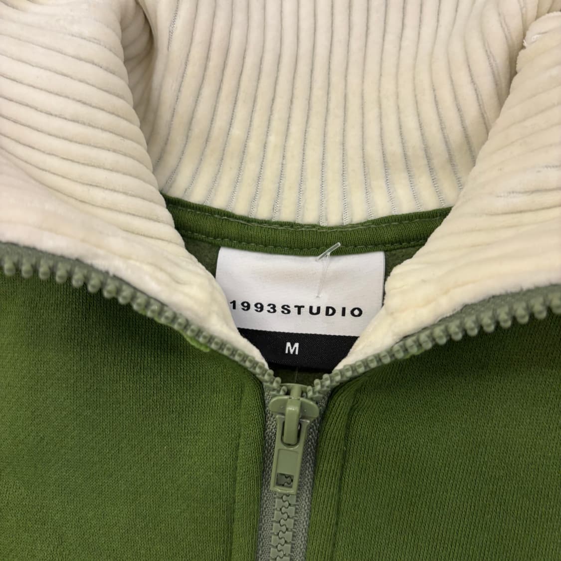 1993스튜디오 그린 하프집업 맨투맨 상품이미지3