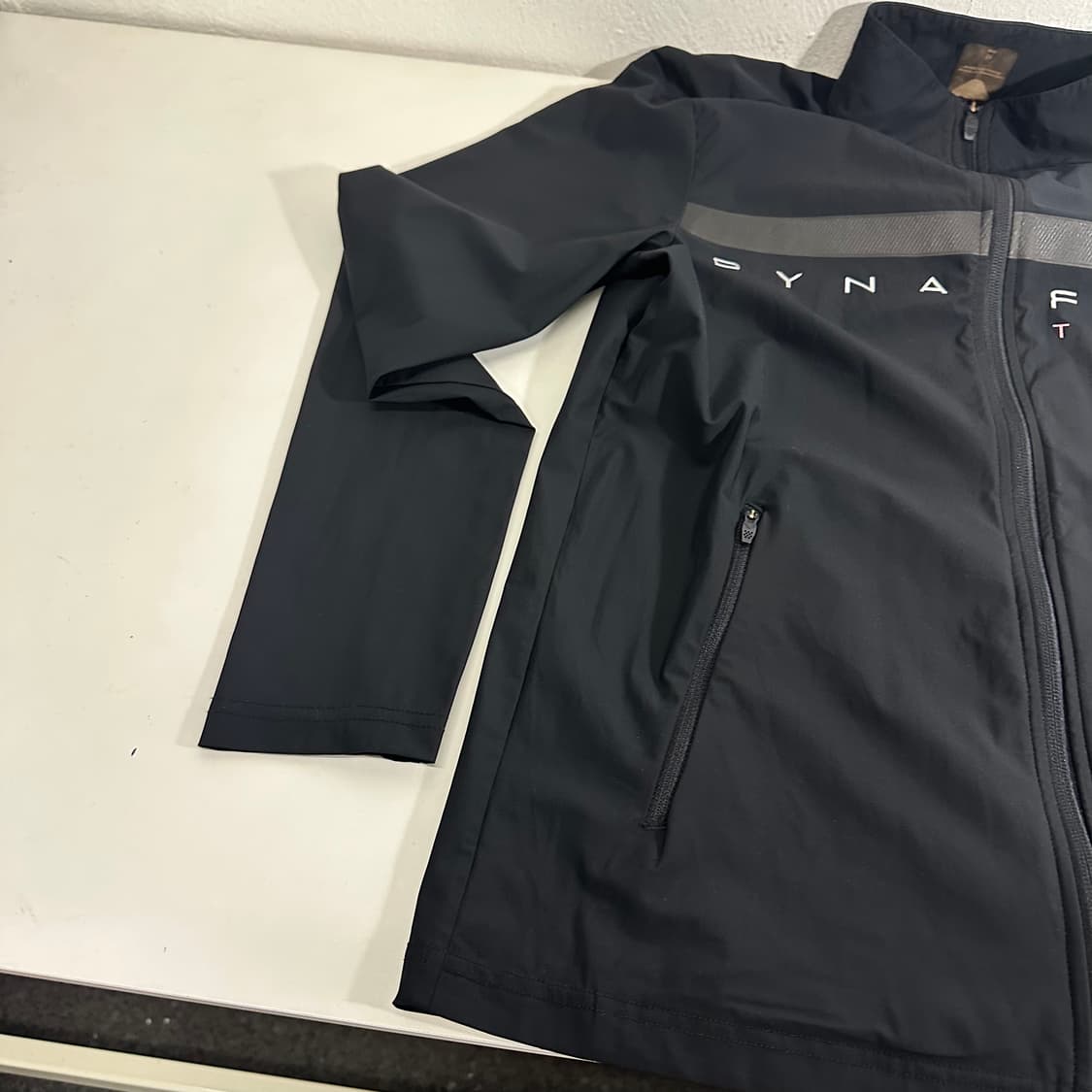 90-95 M 다이나핏 블랙 머슬핏 나일론 트레이닝집업 상품이미지2