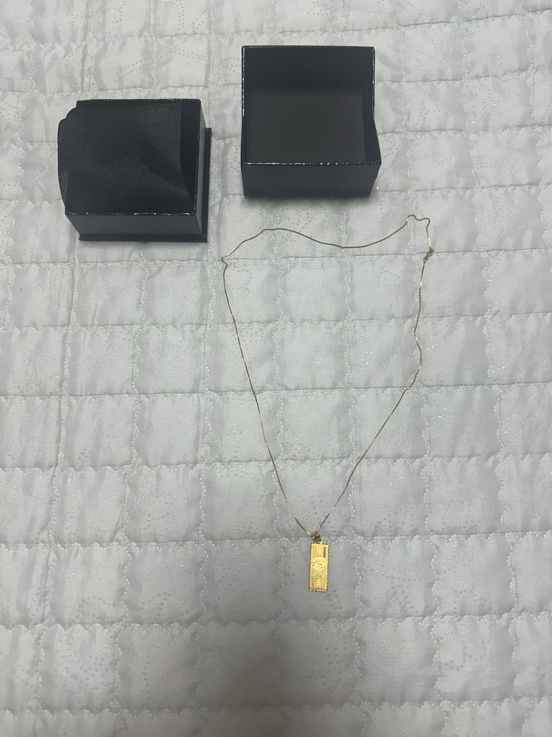 슈프림 Supreme 100 Dollar Bill Gold Pendant 상품이미지1
