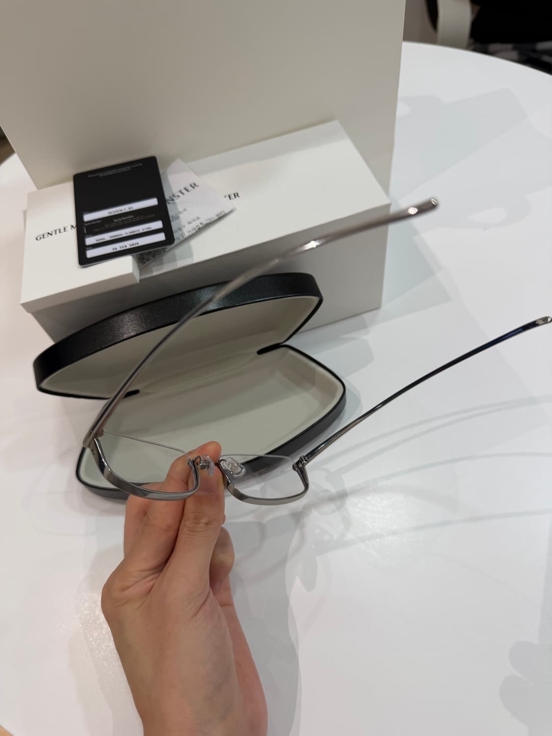 젠틀몬스터 헤븐리 02 상품이미지3