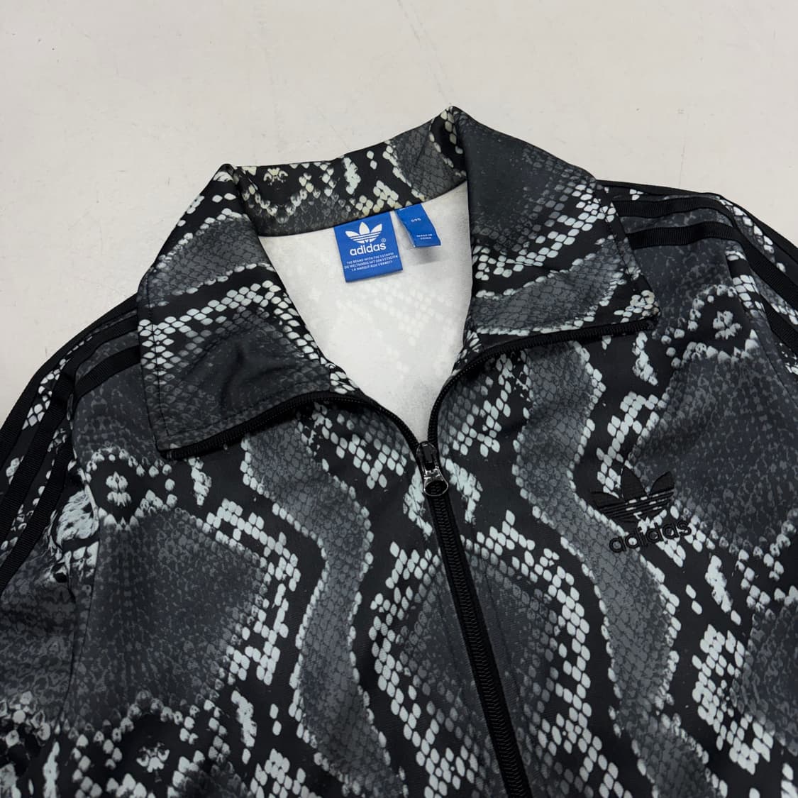 아디다스 뱀피 빅로고 파이어버드 트랙탑 져지 상품이미지4