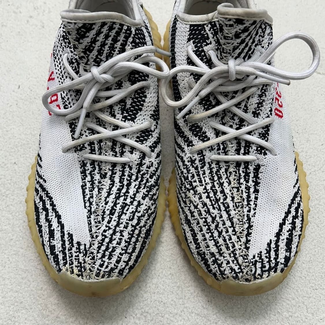 아디다스 이지부스트 350 V2 지브라 스니커즈 280 상품이미지4