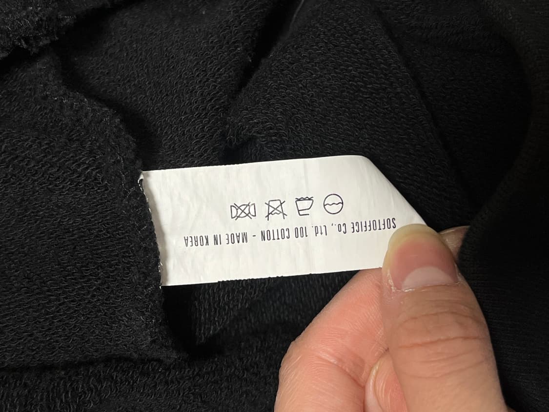 Soft office black hoodie 상품이미지5