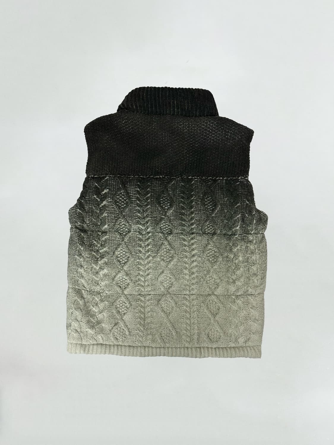 디젤 그라데이션 니트 구스 다운 패딩 조끼 상품이미지6