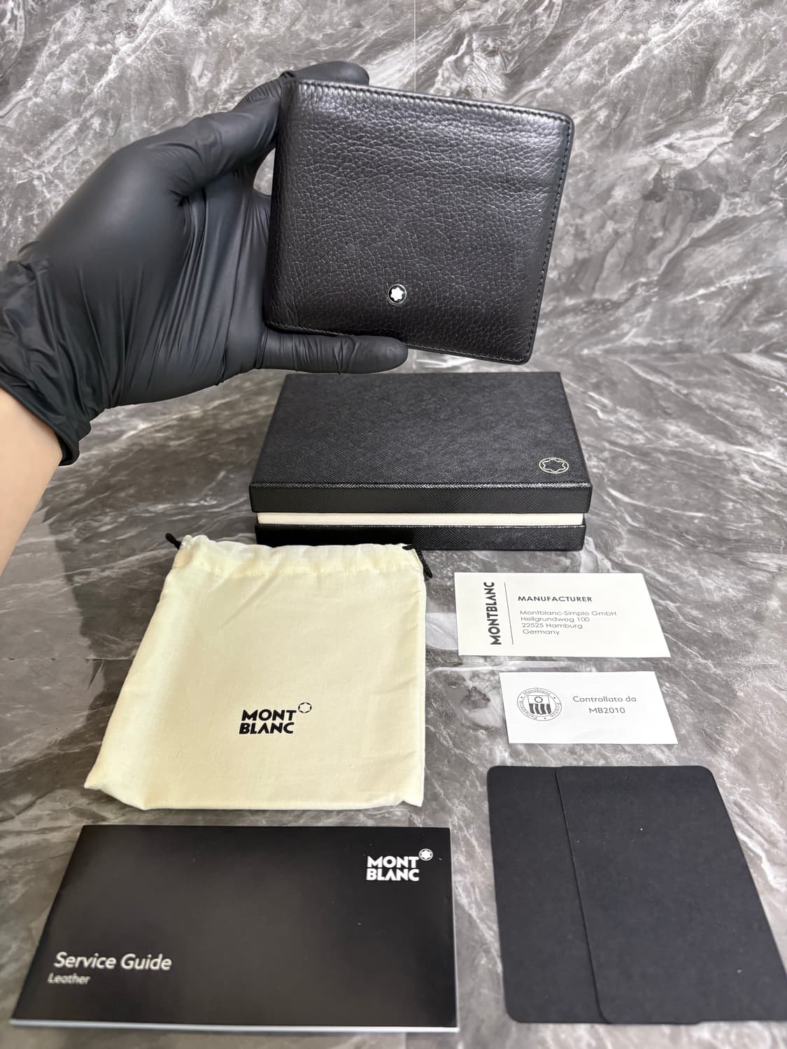 몽블랑 반지갑 블랙 풀박스 상품이미지1