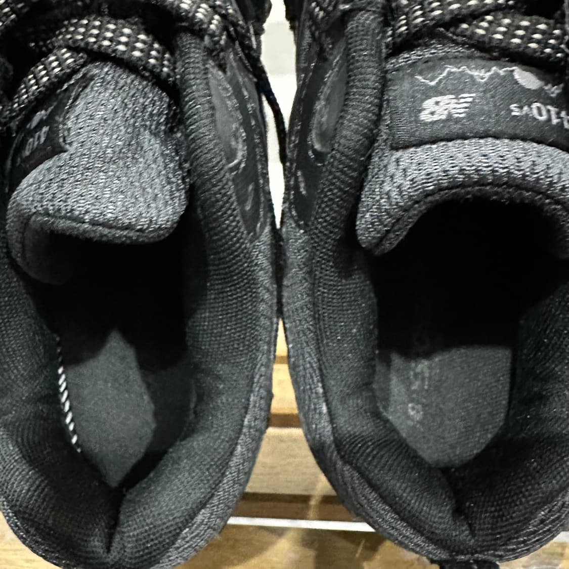 235) 뉴발란스 운동화 여성 여자 신발  410 V5 트레일화 상품이미지8