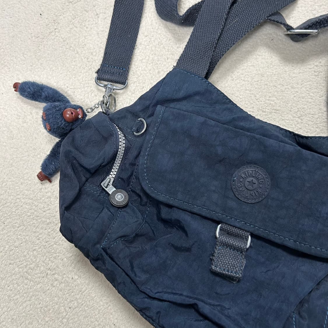 Kipling Navy Crossbody Bag 상품이미지5