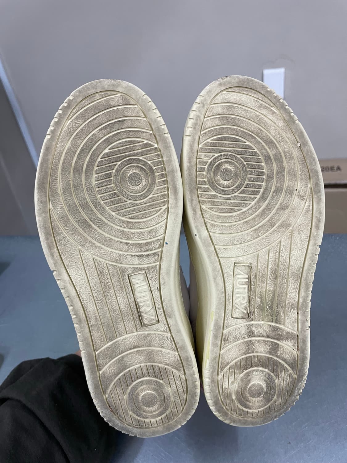 오트리 메달리스트 로우탑 35 상품이미지6