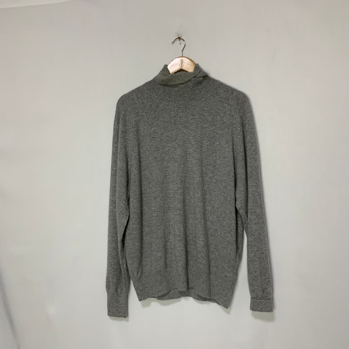그레이 터틀넥 캐시미어 100 빈티지 니트 상품이미지1