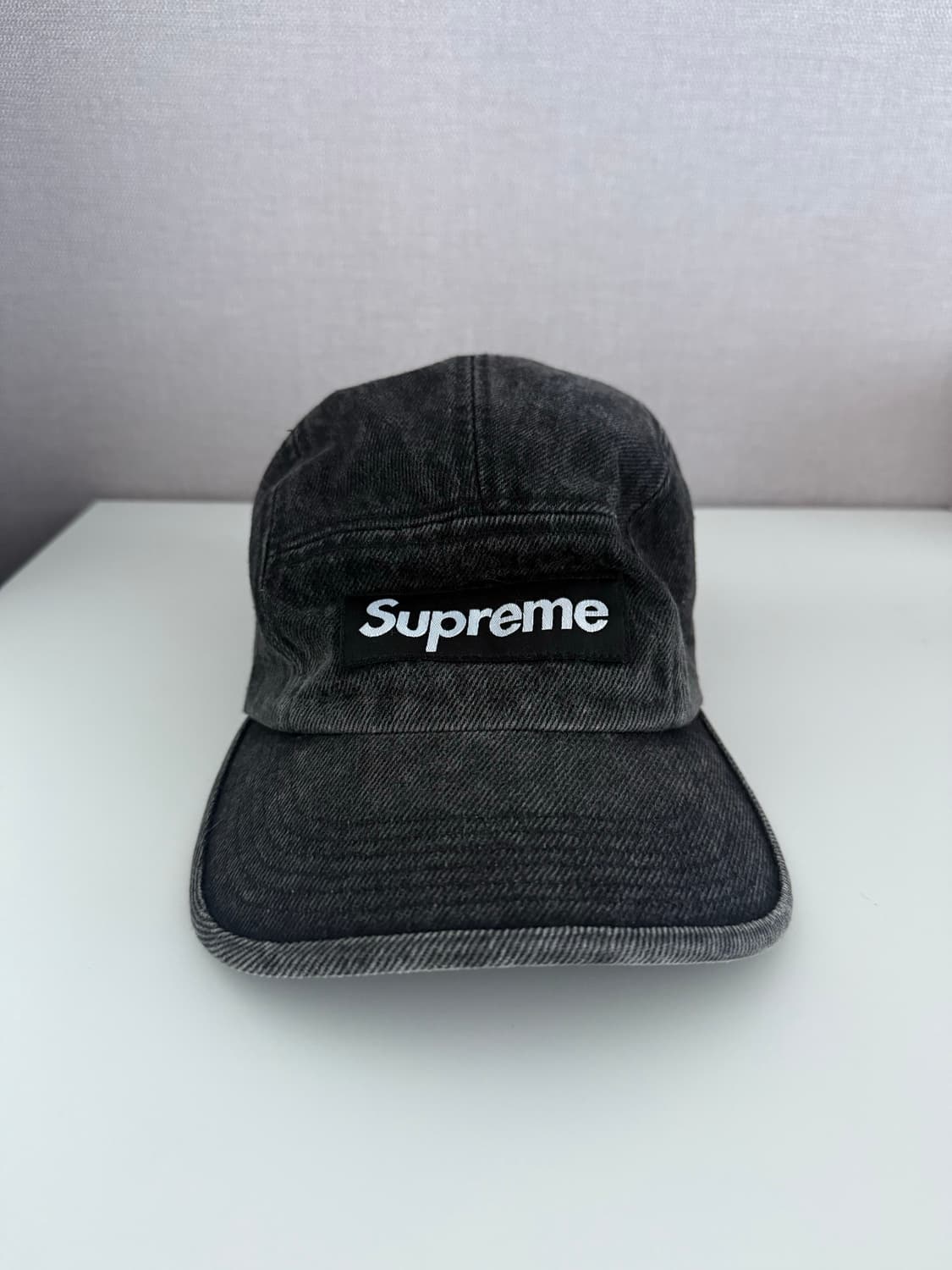 슈프림 데님 캠프캡 블랙 -24SS 상품이미지1