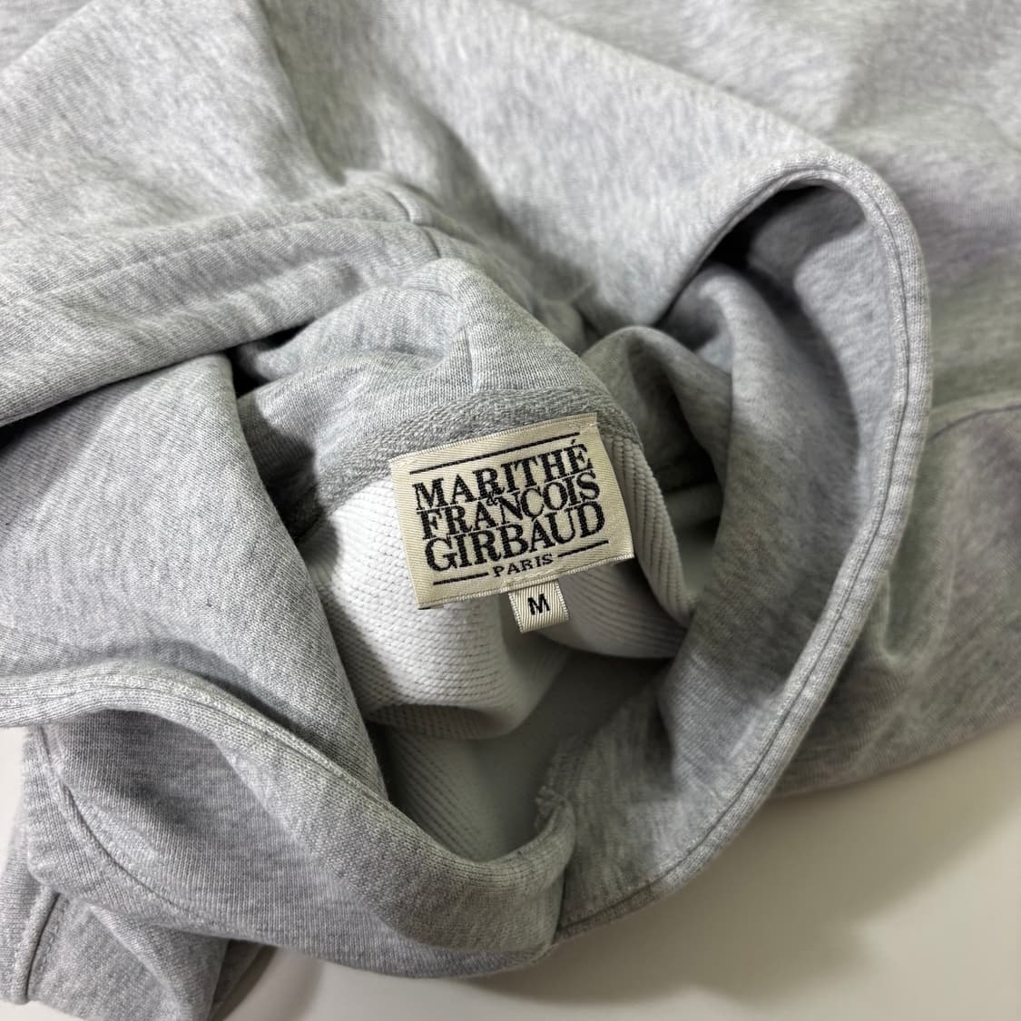 우먼FREE 마리떼 프랑소와 저버 빈티지로고 후드티 상품이미지4