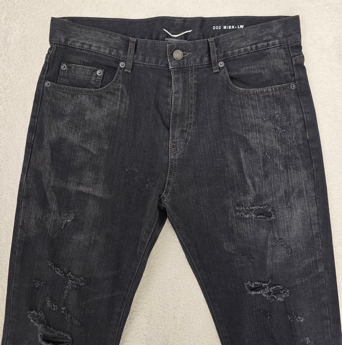 생로랑 무릎찢청 블랙청바지.  싸이즈 32 상품이미지2