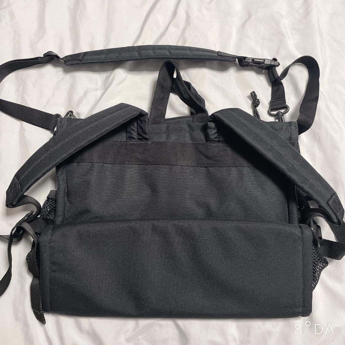 텔파 x 이스트팩 크로스백 블랙 상품이미지2