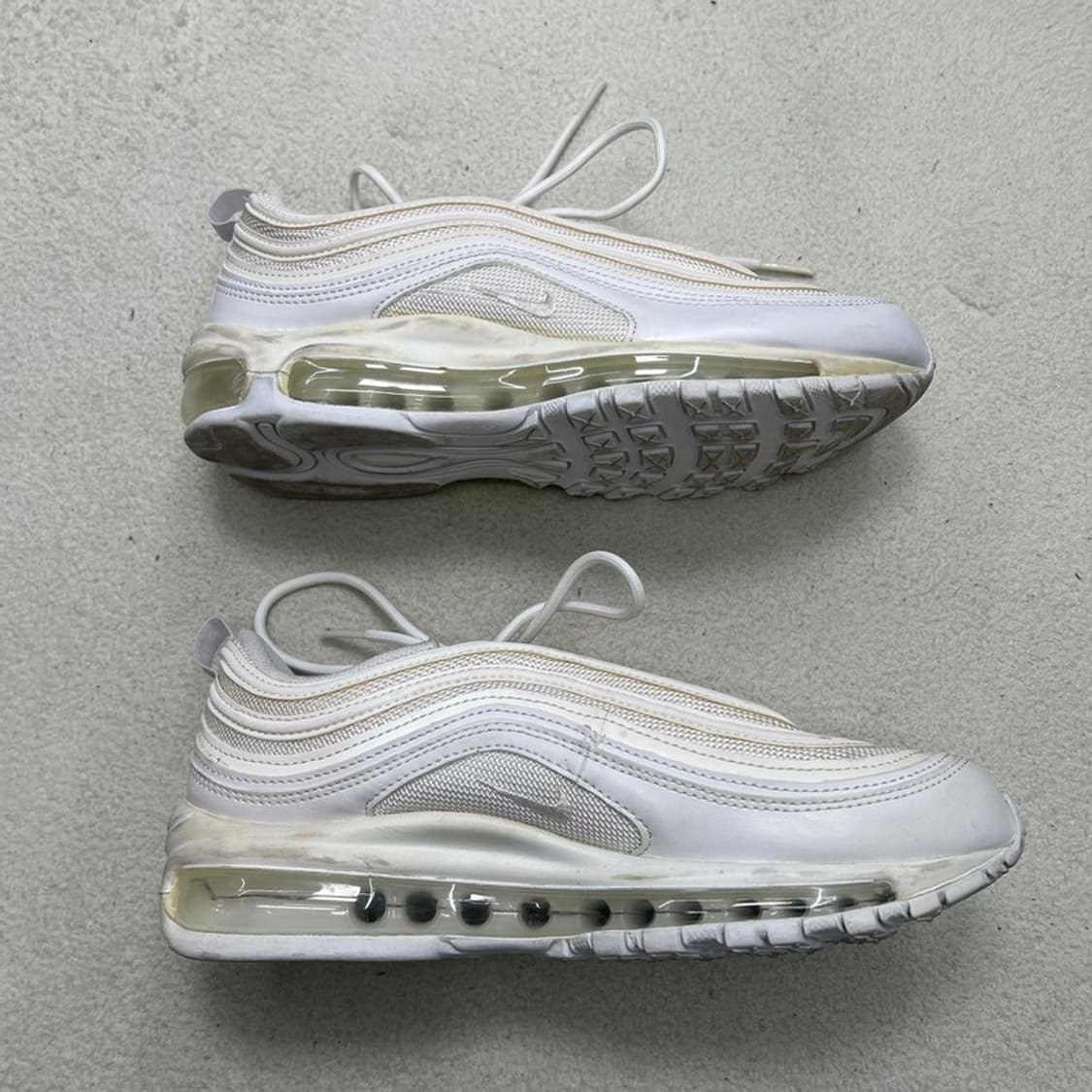 나이키 에어맥스 97 트리플 화이트 스니커즈 250 상품이미지3