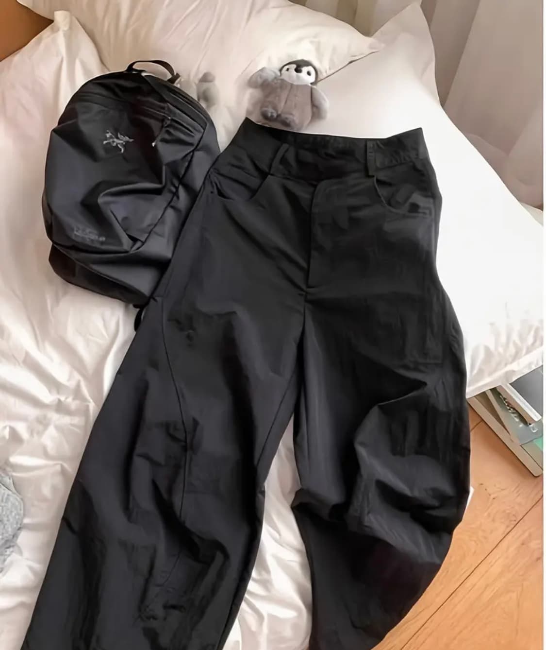 [옷장정리] 나일론 와이드팬츠 블랙 상품이미지1