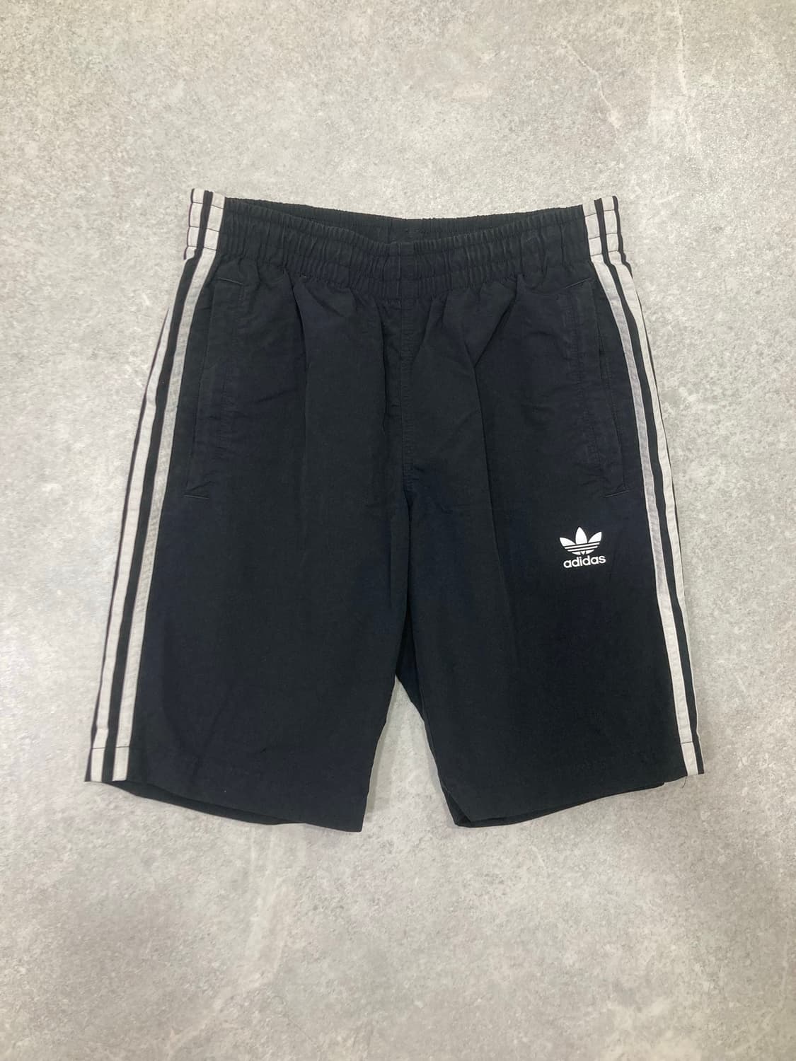 adidas 아디다스 반바지 상품이미지1