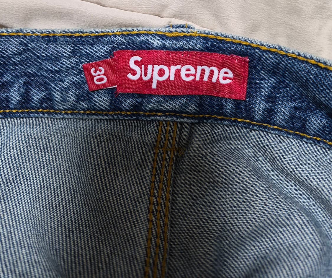 슈프림 더블 니 페인터 팬츠 워시드 인디고 24SS 30사이즈 판매합니다 상품이미지3