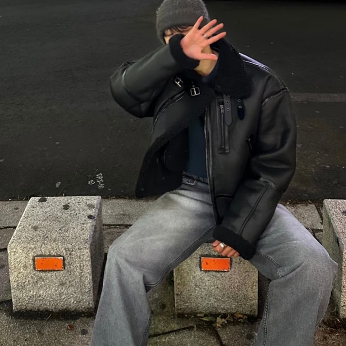 (새제품) 바이도 크롭 스웨이드 무스탕 브라운 상품이미지3