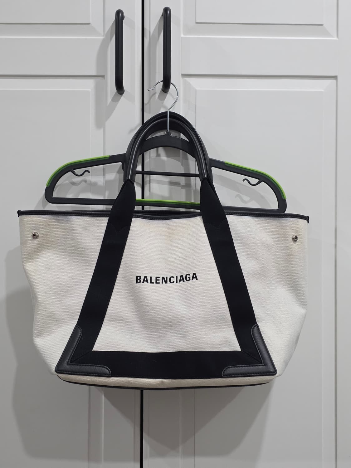 발렌시아가 카바스 토트백 m 미디움 미듐 상품이미지1