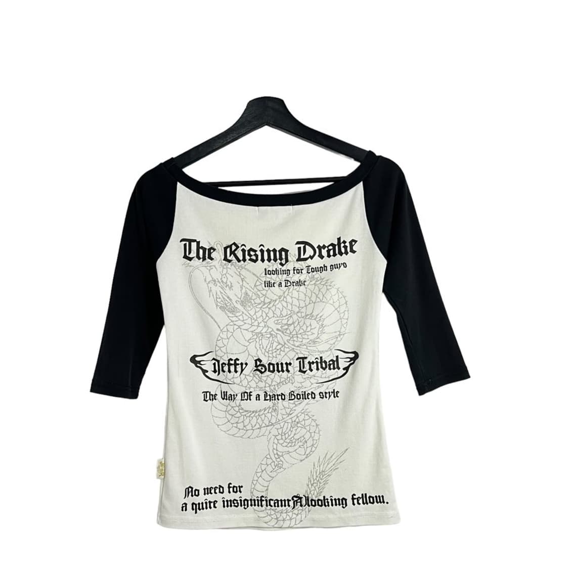 펑크 백프린팅 오프숄더 티셔츠  상품이미지3