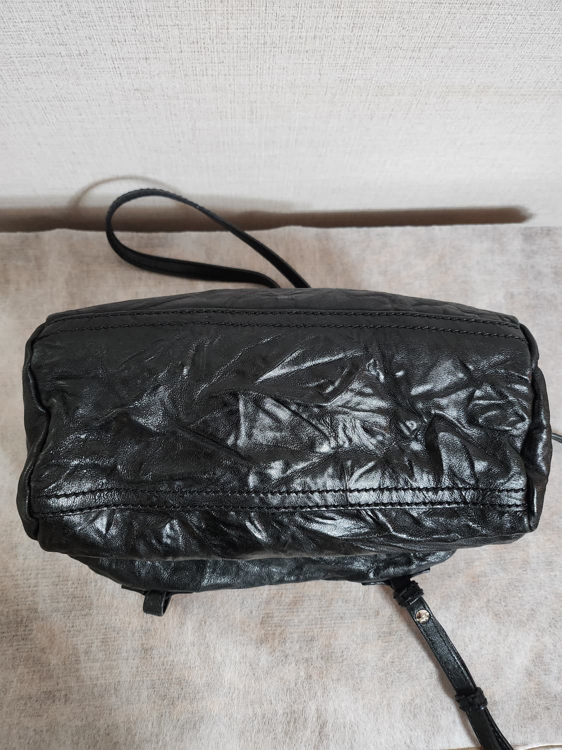 지방시 판도라 스몰 링클 블랙 상품이미지3