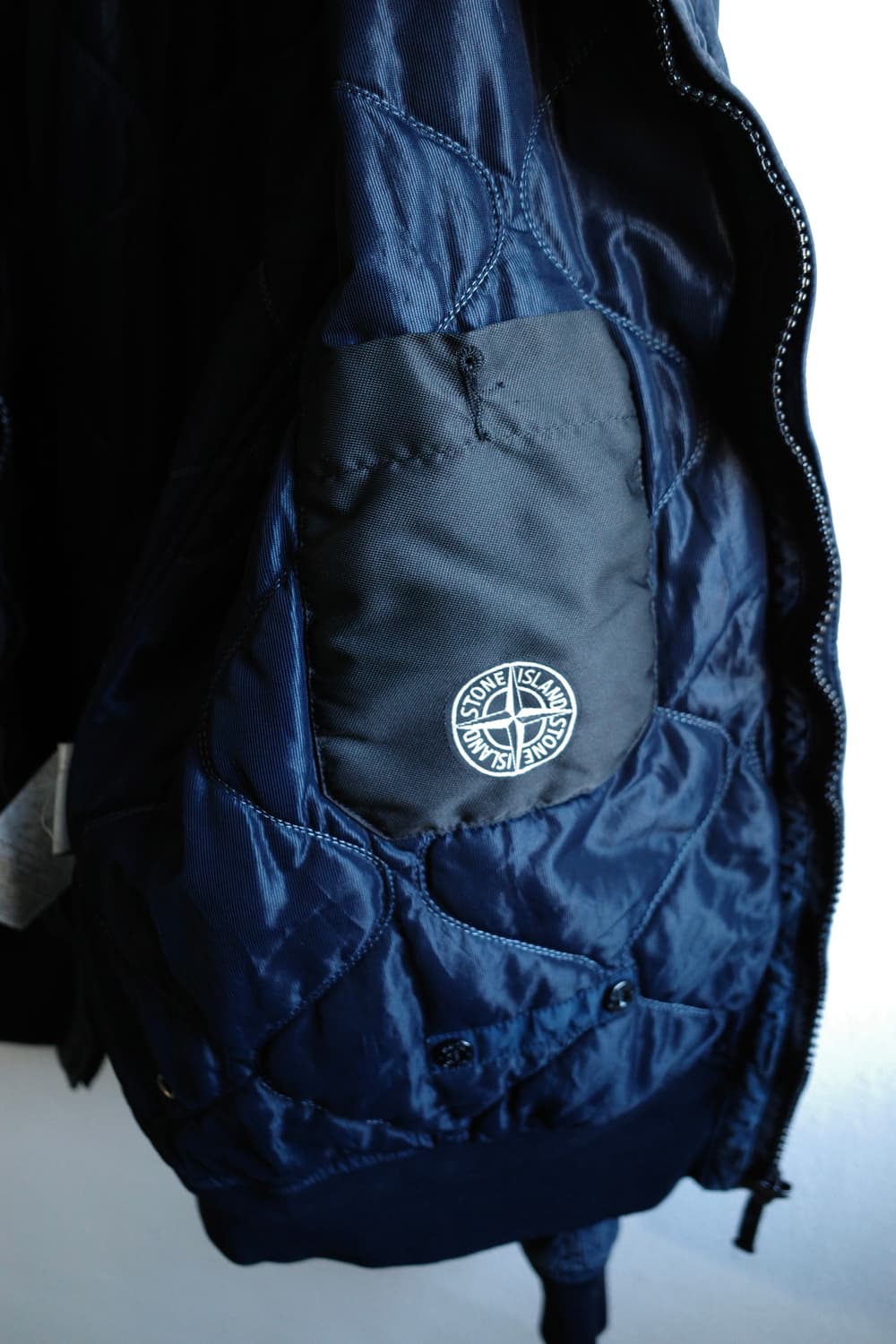 스톤아일랜드 텔라 50 봄버 자켓 상품이미지8