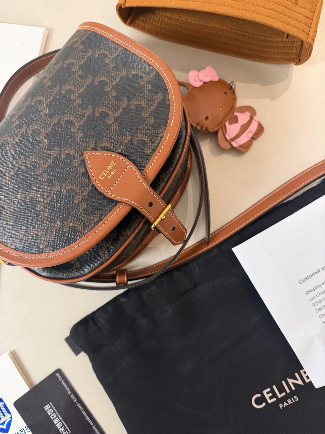 정품 셀린느 폴코백 미듐 상품이미지4